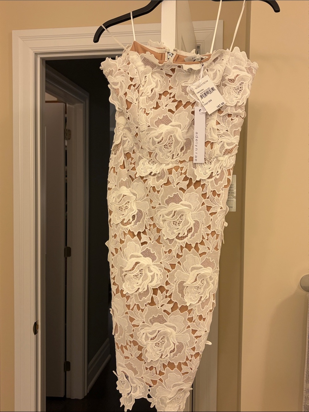 White Floral Lace Sheath Dress - NEW Never Worn